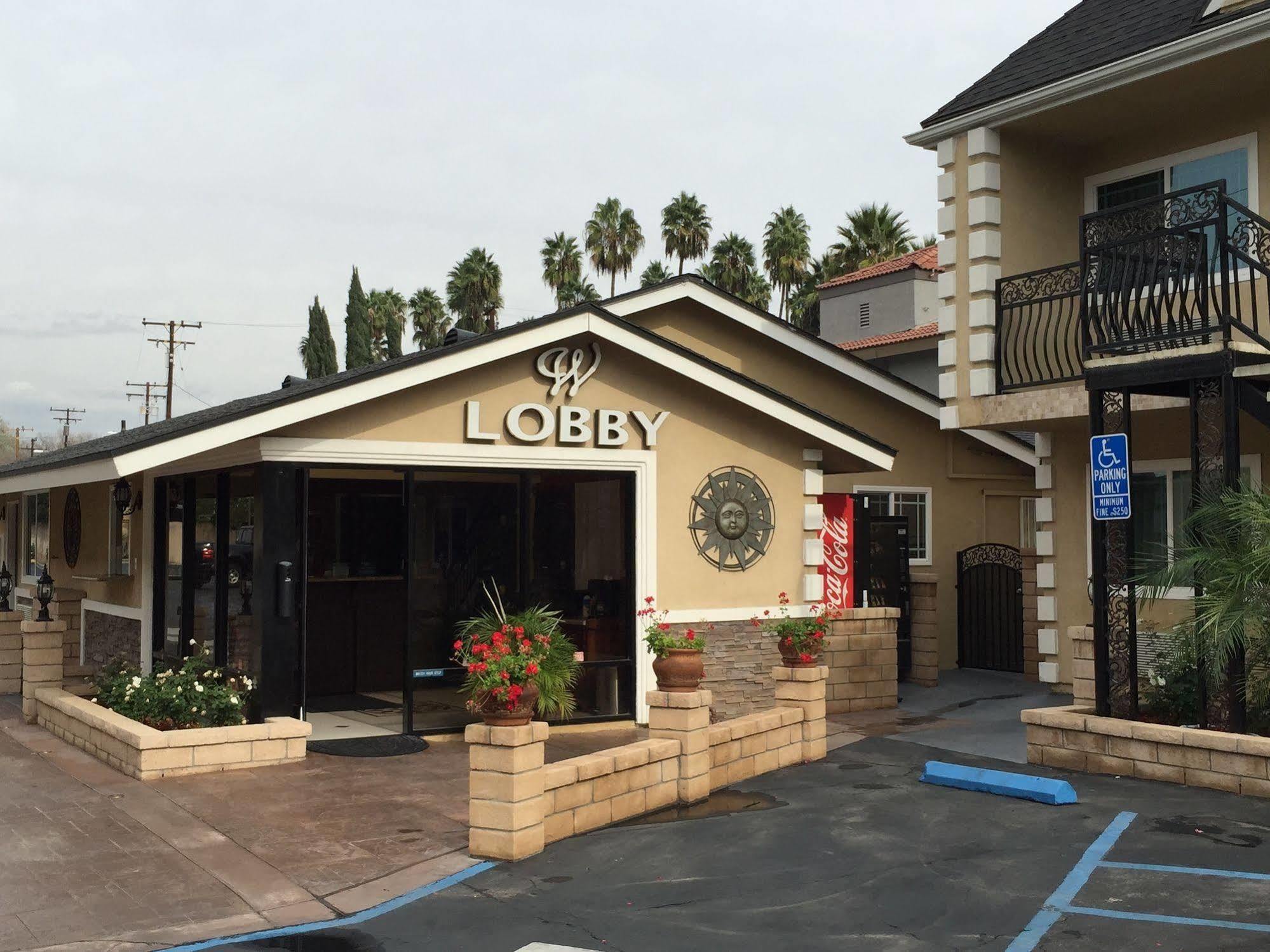 胡桃套房酒店 西科维纳 外观 照片